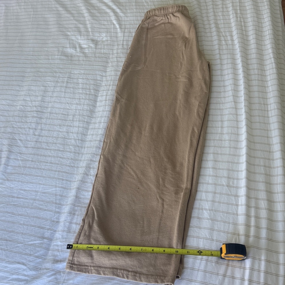 NWOT high-rise wide leg Sweatpants - Picture 6 of 6